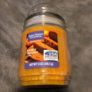 Banana pumpkin candle